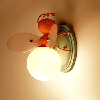 Cartoon de Ferro Firefly & Abelha Lâmpada de Parede com Bola de Vidro LED E27 Luz para Crianças Sala Quarto ao Lado Decoração Luminária